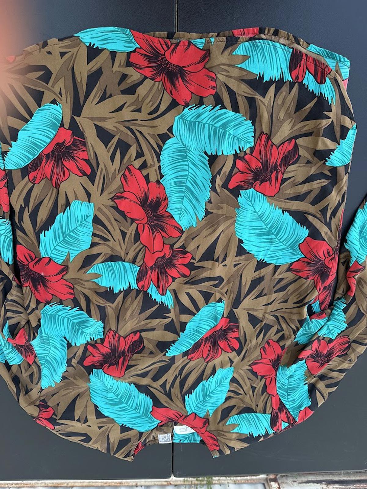 Chaus Silk Floral Blouse Shoulder Pads L