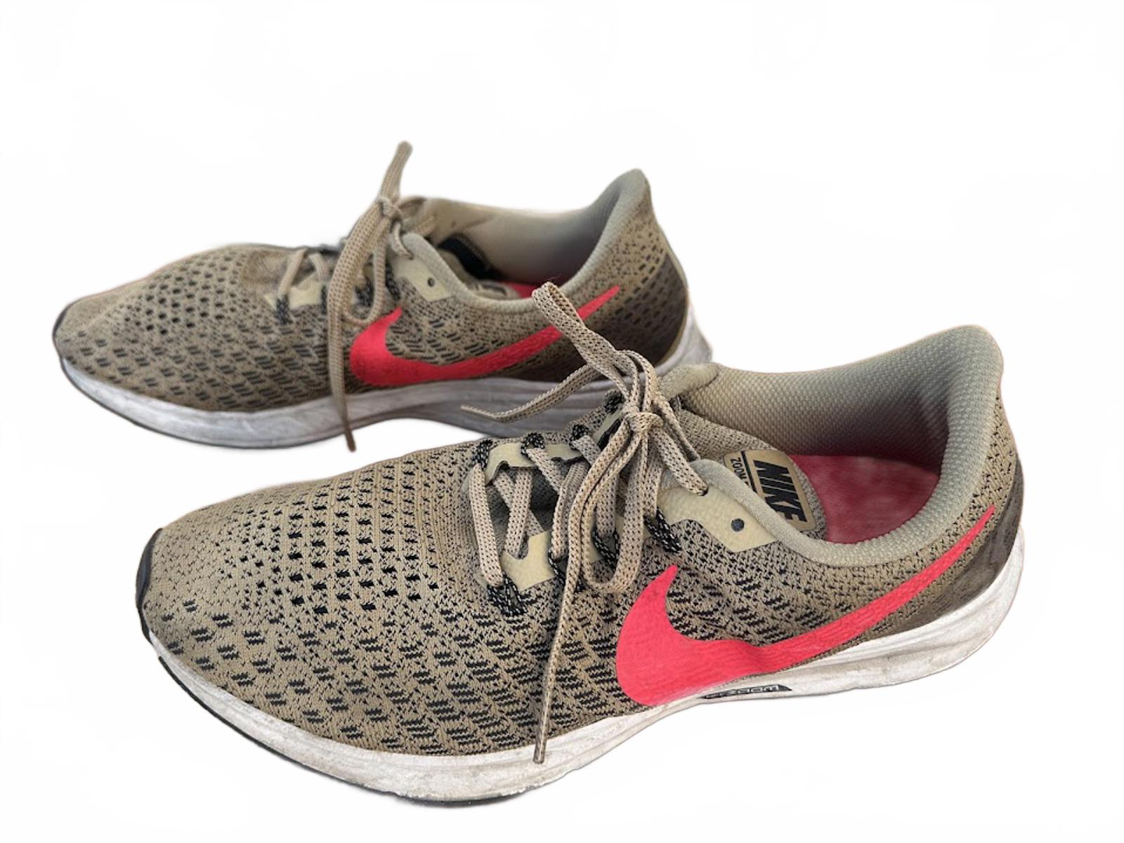 Nike Pegasus 35 Running Shoes Tan Red 10.5