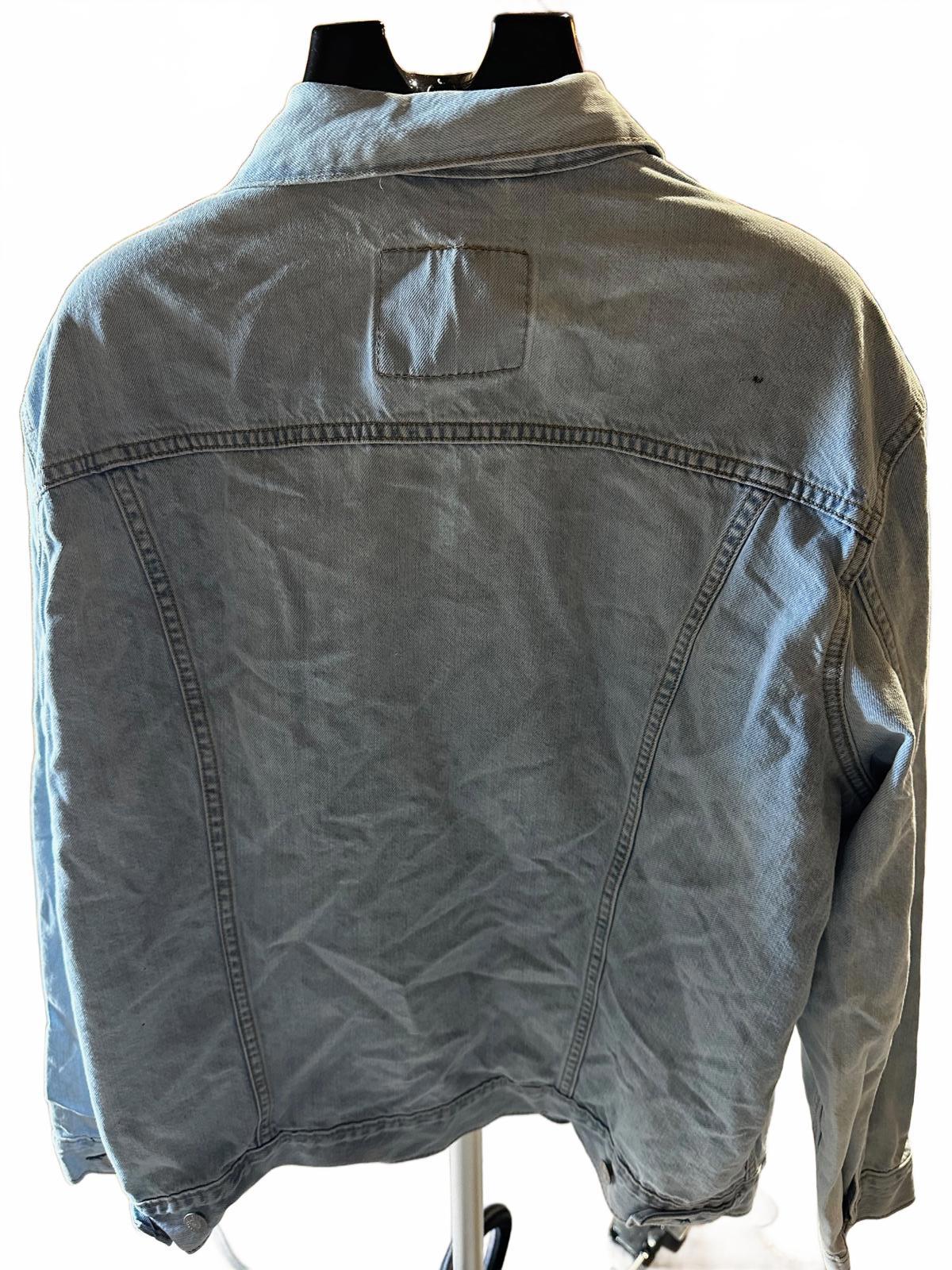 Levi’s Light Wash Denim Trucker Jacket XL (Type III Style)