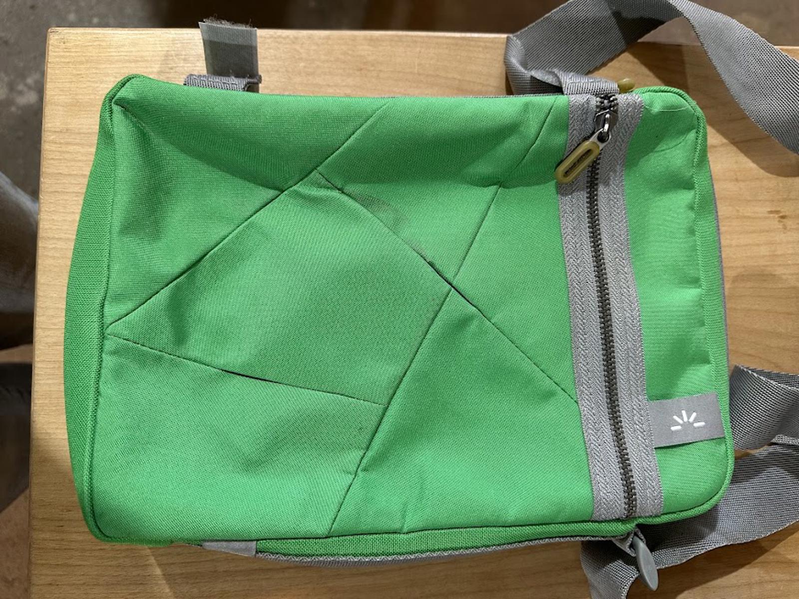 Case Logic Green Tablet Crossbody Bag 11x8