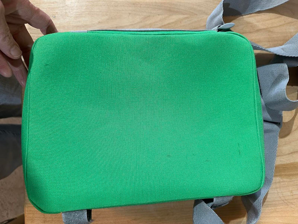 Case Logic Green Tablet Crossbody Bag 11x8