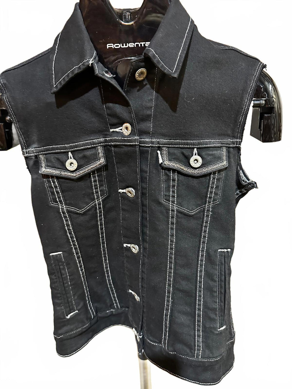 Levi’s Black Denim Trucker Vest Contrast Stitch Sz XS