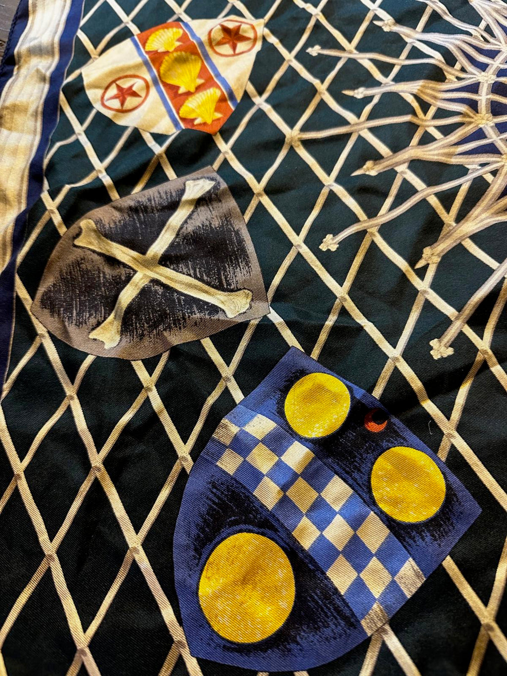 Smithsonian Silk Scarf – Heraldic Shield Reproduction