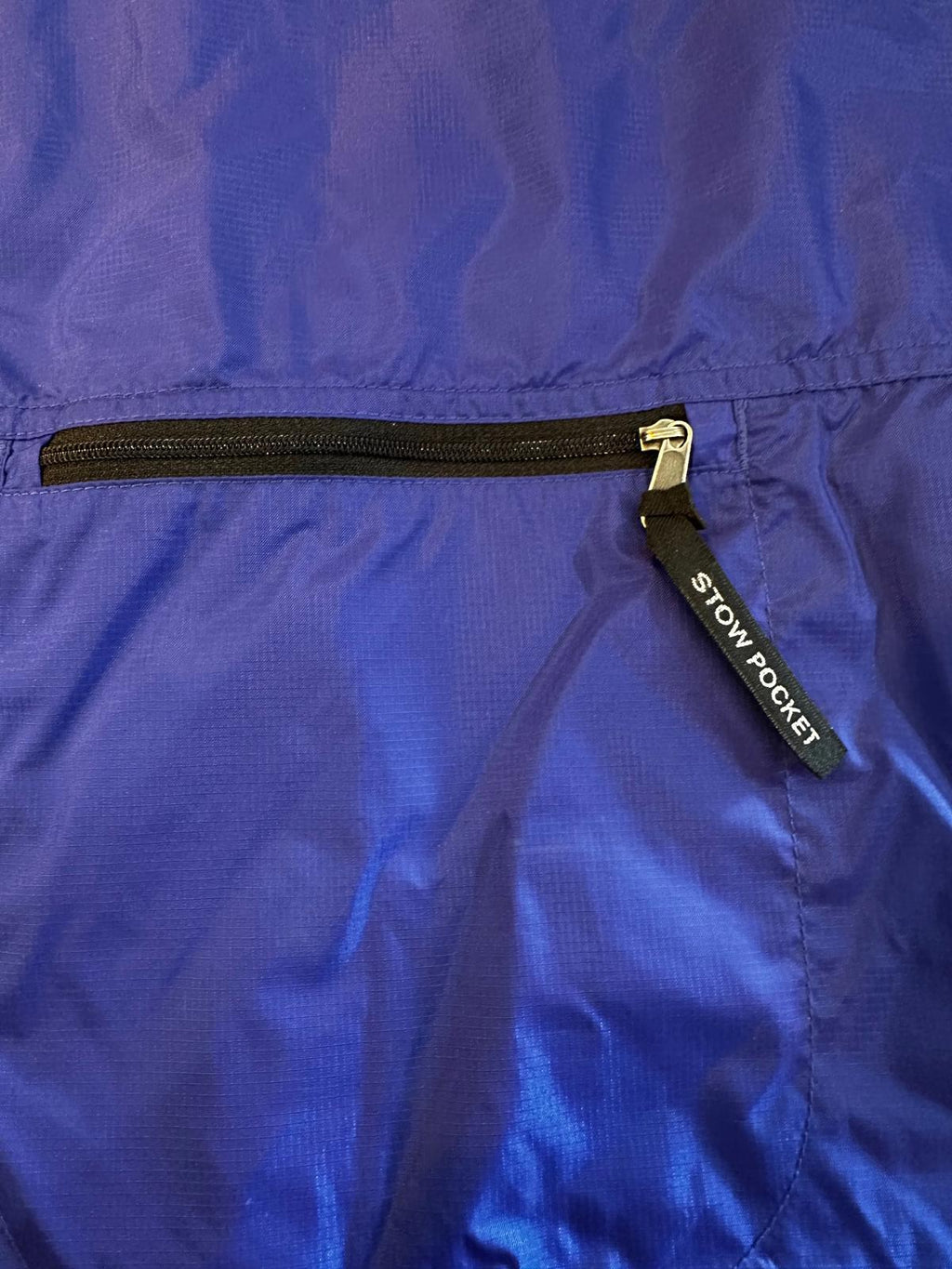 The North Face Blue Stowable Nylon Windbreaker Men’s S