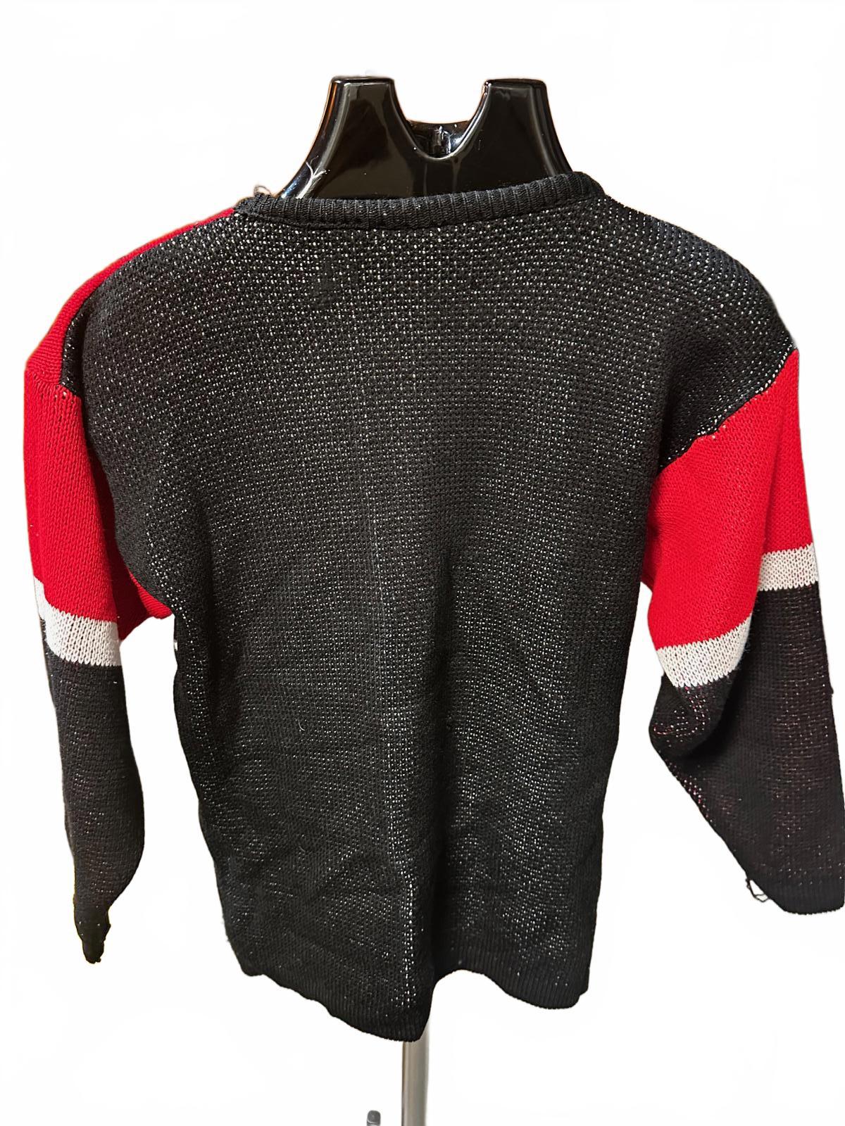 Vintage 80s Ski Intarsia Graphic Sweater Black Red Small