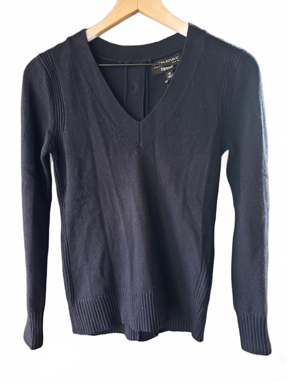 Banana Republic Filpucci Italian Yarn Sweater XS NWT