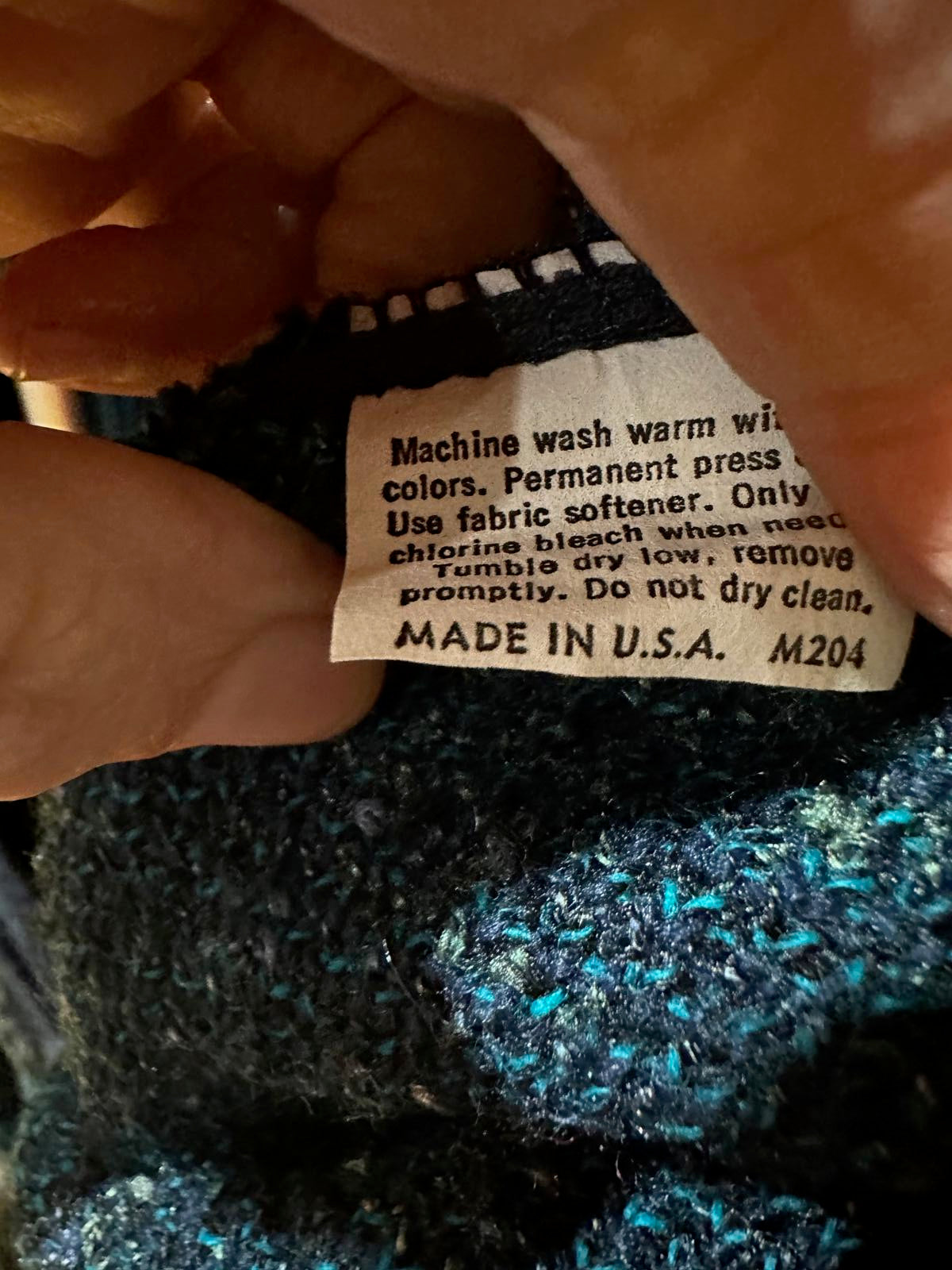 Vintage Jantzen USA-Made Acrylic Cardigan – 1980s/early 1990s