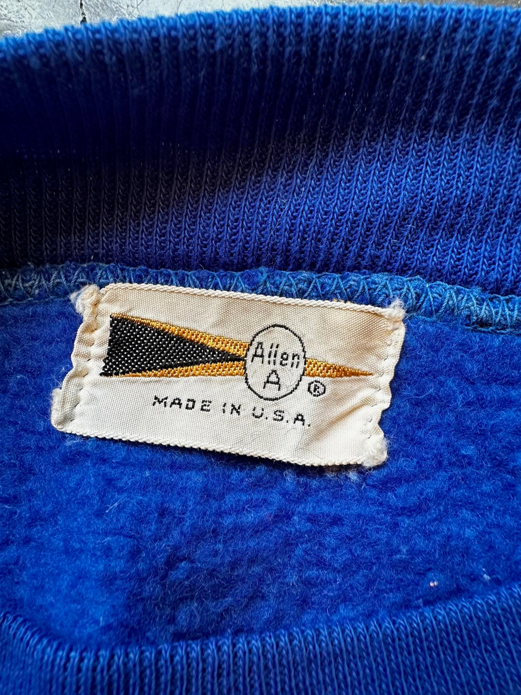 Vintage Allen A Blue Short Sleeve Sweatshirt USA