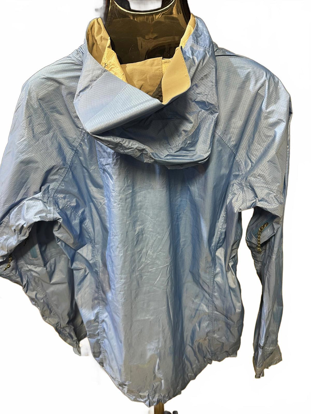 Mountain Hardwear Women’s Ultralight Wind Shell S