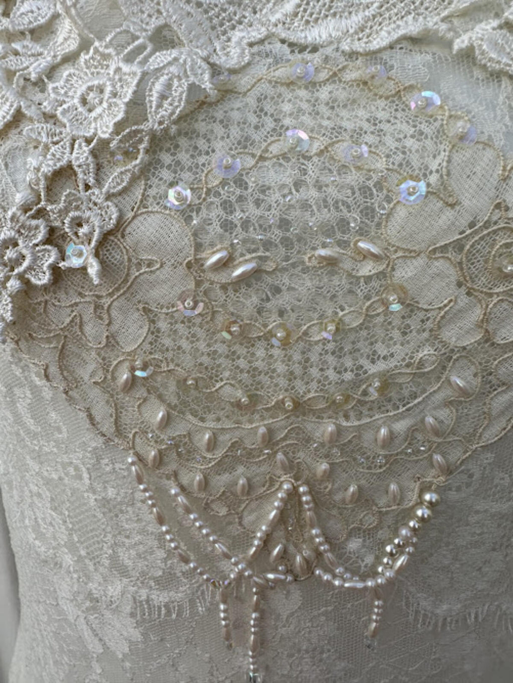 Vintage Lace Beaded Wedding Dress Ivory XS