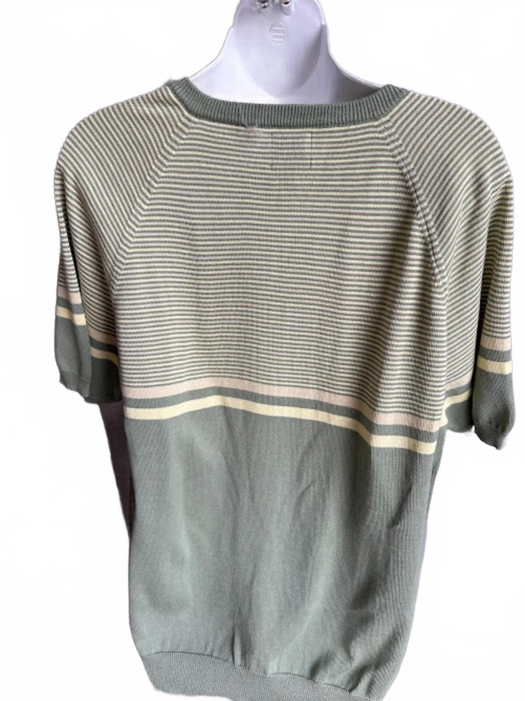 Vintage GAP Knit V-Neck Short Sleeve Sweater