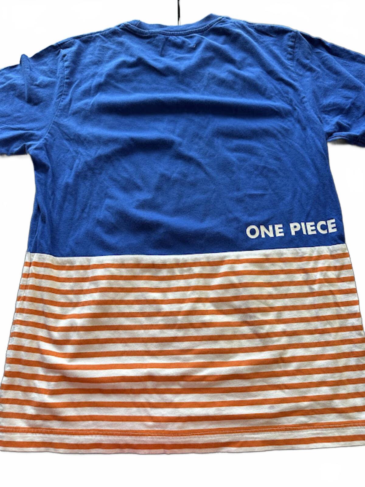 Uniqlo UT One Piece Chopper Tee M