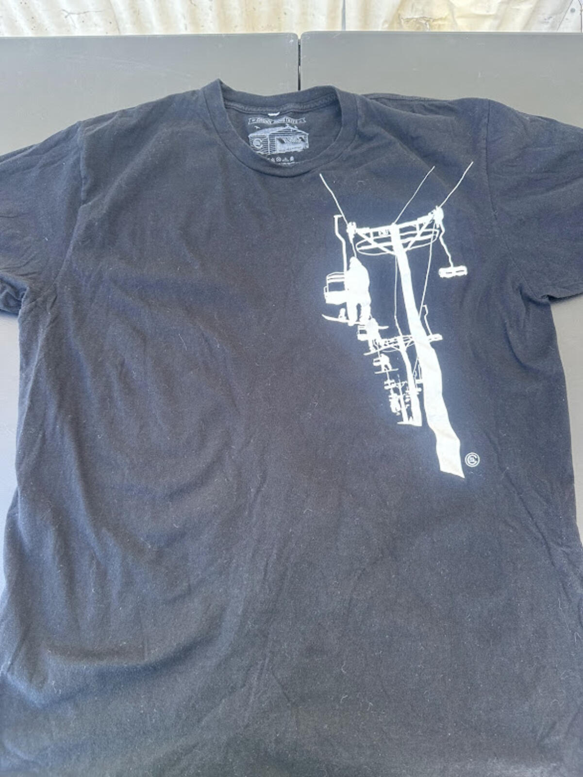 Casual Industries Ski Lift Graphic Tee  XL
