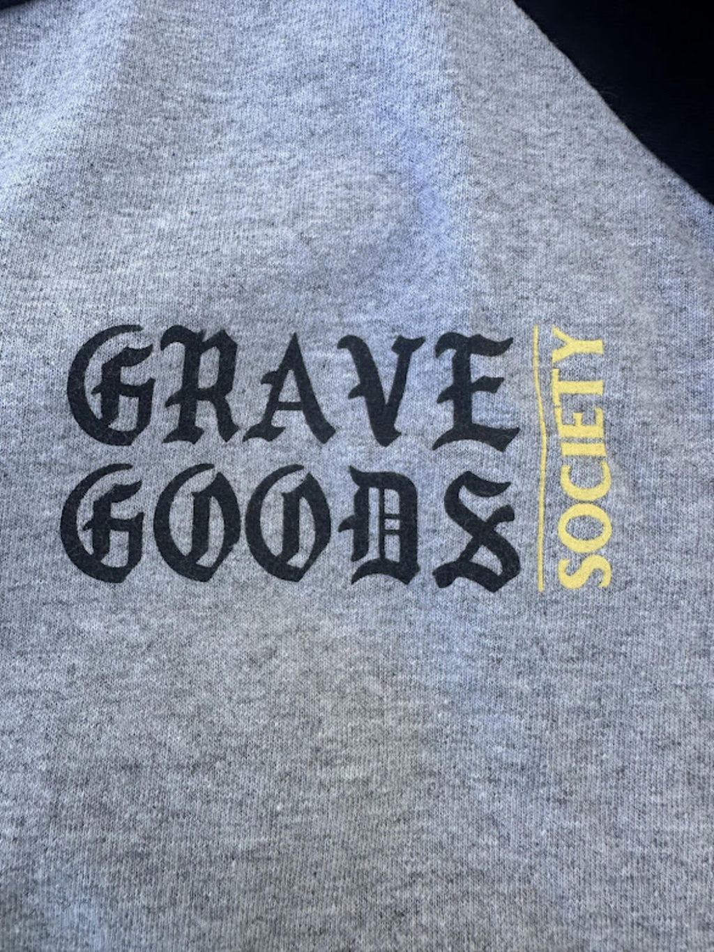 Gravegoods Raglan Graphic Shirt Large