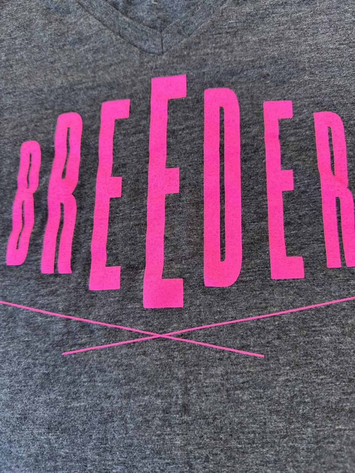 Pump & Dump “Breeder” Mom Tee