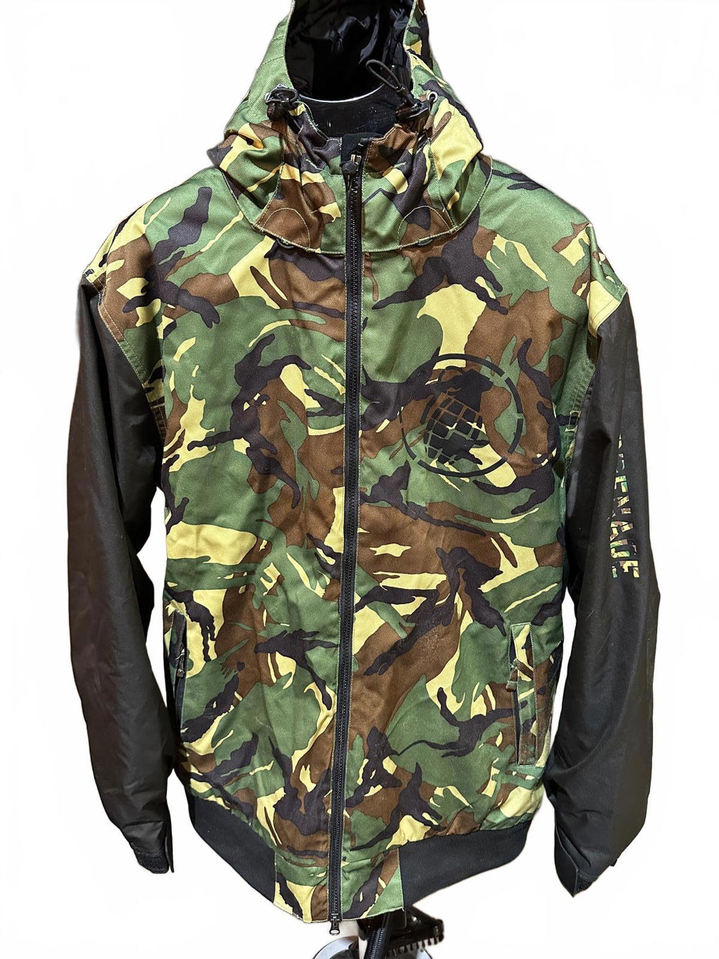 Grenade Camo Snowboard Jacket Size L