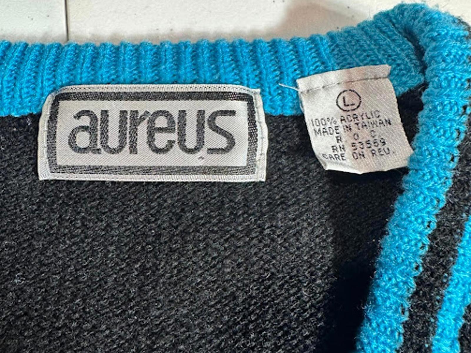 Vintage Aureus Argyle V Neck Sweater Blue Black