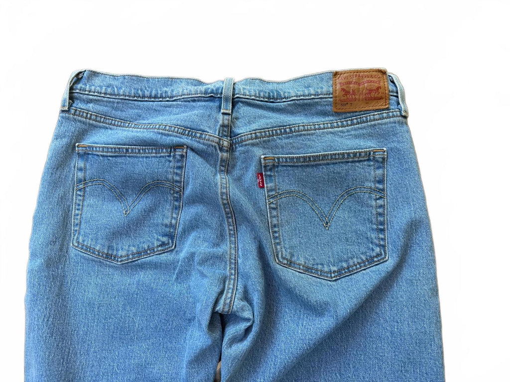 Vintage Levi’s 501T Button-Fly Jeans – Size W31 L28  Raw Hem