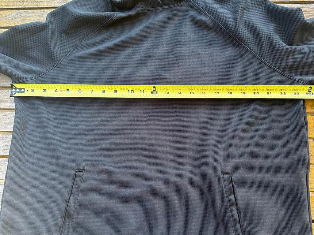 All in Motion Mens Hoodie – Size L  Black, Raglan Sleeves, Stretch, Welt Pockets