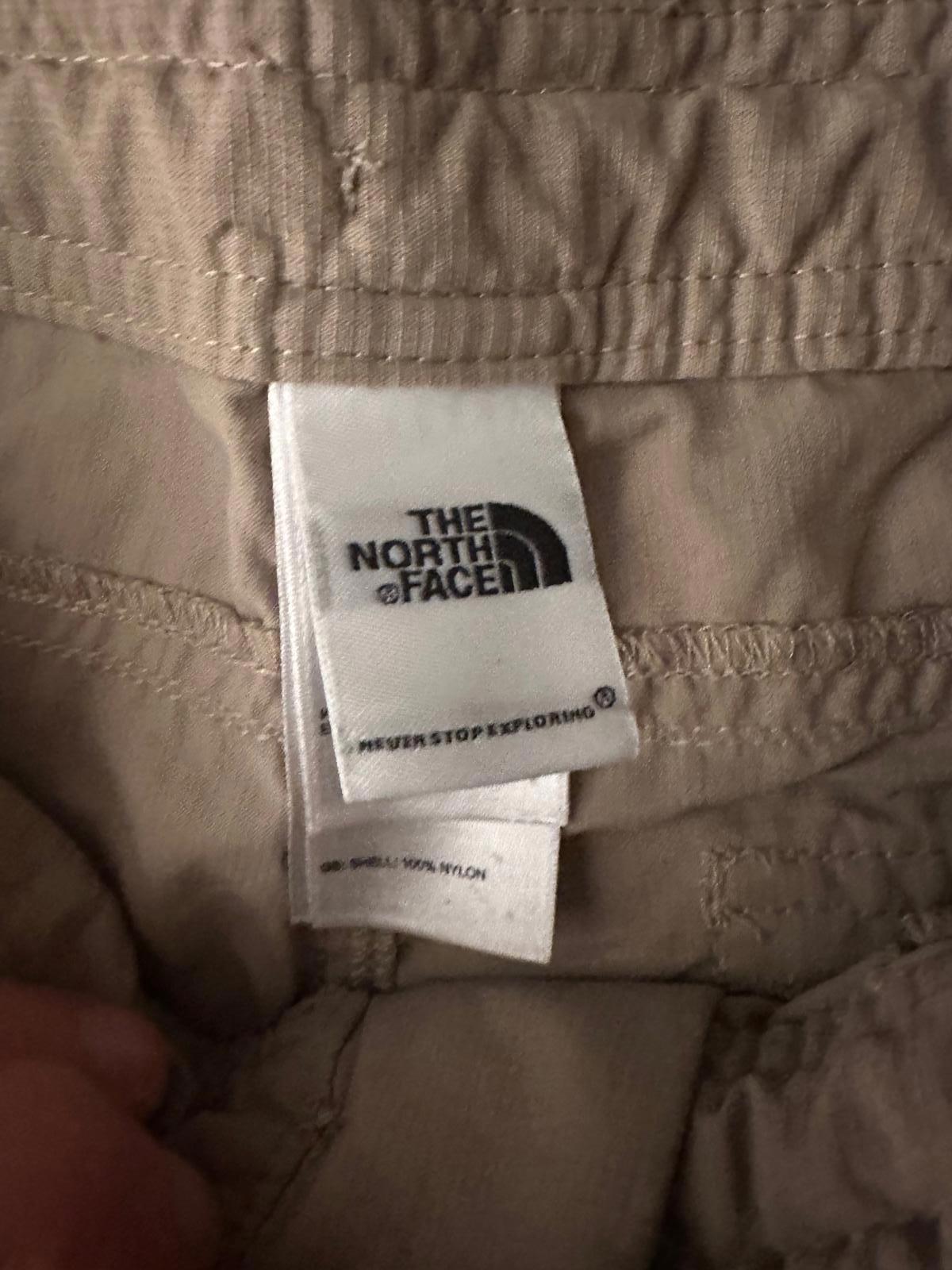 The North Face Womens Size 10 Short Hiking Pants Tan