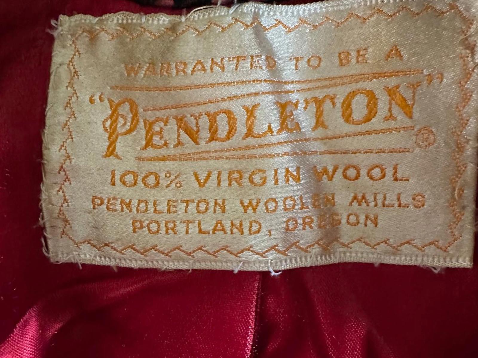 Vintage 50s Pendleton Red Plaid Wool Coat Medium Bouclé Long Winter Overcoat USA