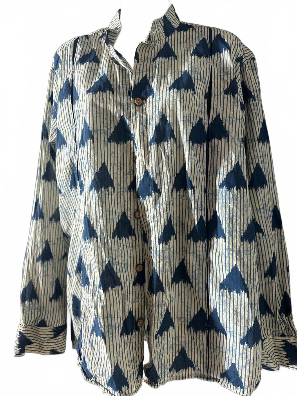 Squisto Blue Ikat Cotton Button Front Shirt L
