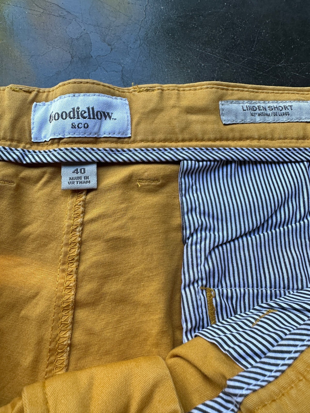 Goodfellow NWT Mustard Flat Front Shorts 40