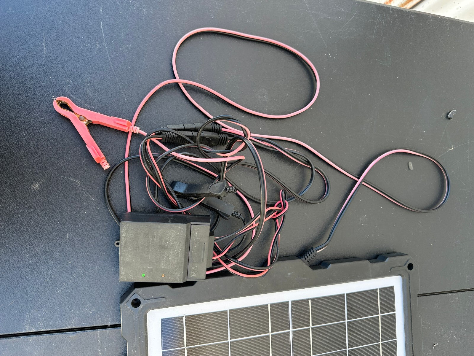 Portable 12V Solar Battery Charger Maintainer Kit