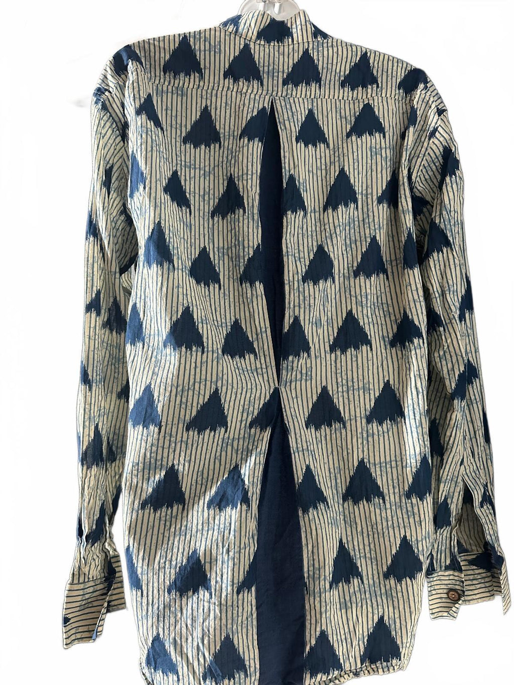 Squisto Blue Ikat Cotton Button Front Shirt L