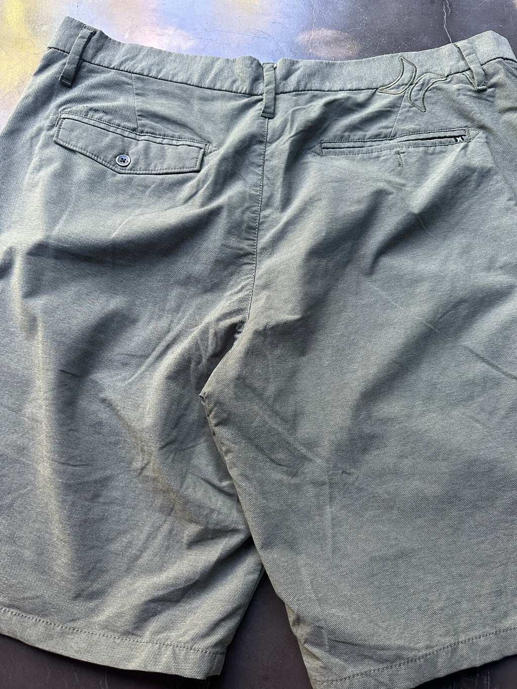 Hurley Olive Hybrid Walk Shorts 36 Stretch