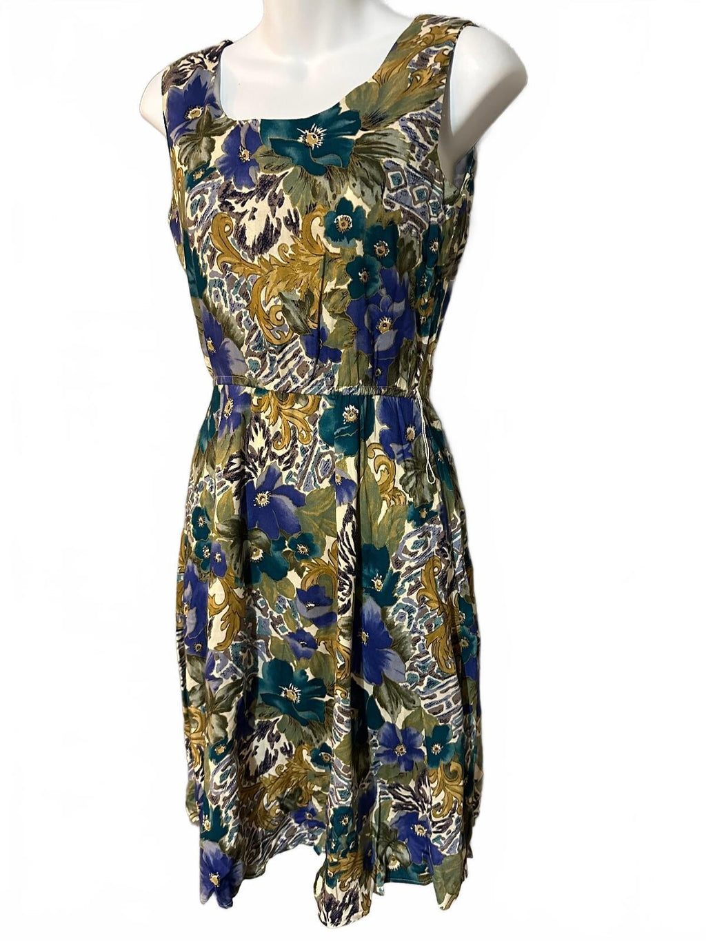 Petite Sophisticate Floral Sleeveless Dress USA 2