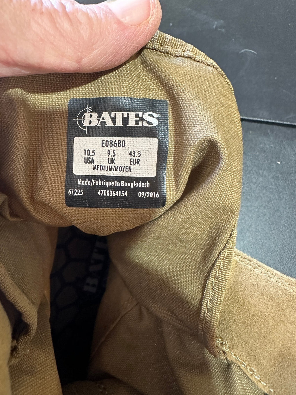 Bates E08680 Tactical Boots Coyote Men's 10.5M