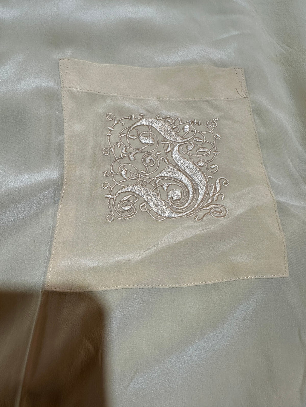 Mr. Jax 100% Silk Embroidered Pocket Blouse 8 Pale yellow