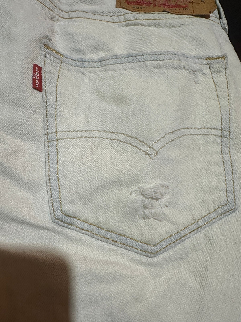 Levis 501 Mens White Distressed Jeans 33x30 Mexico