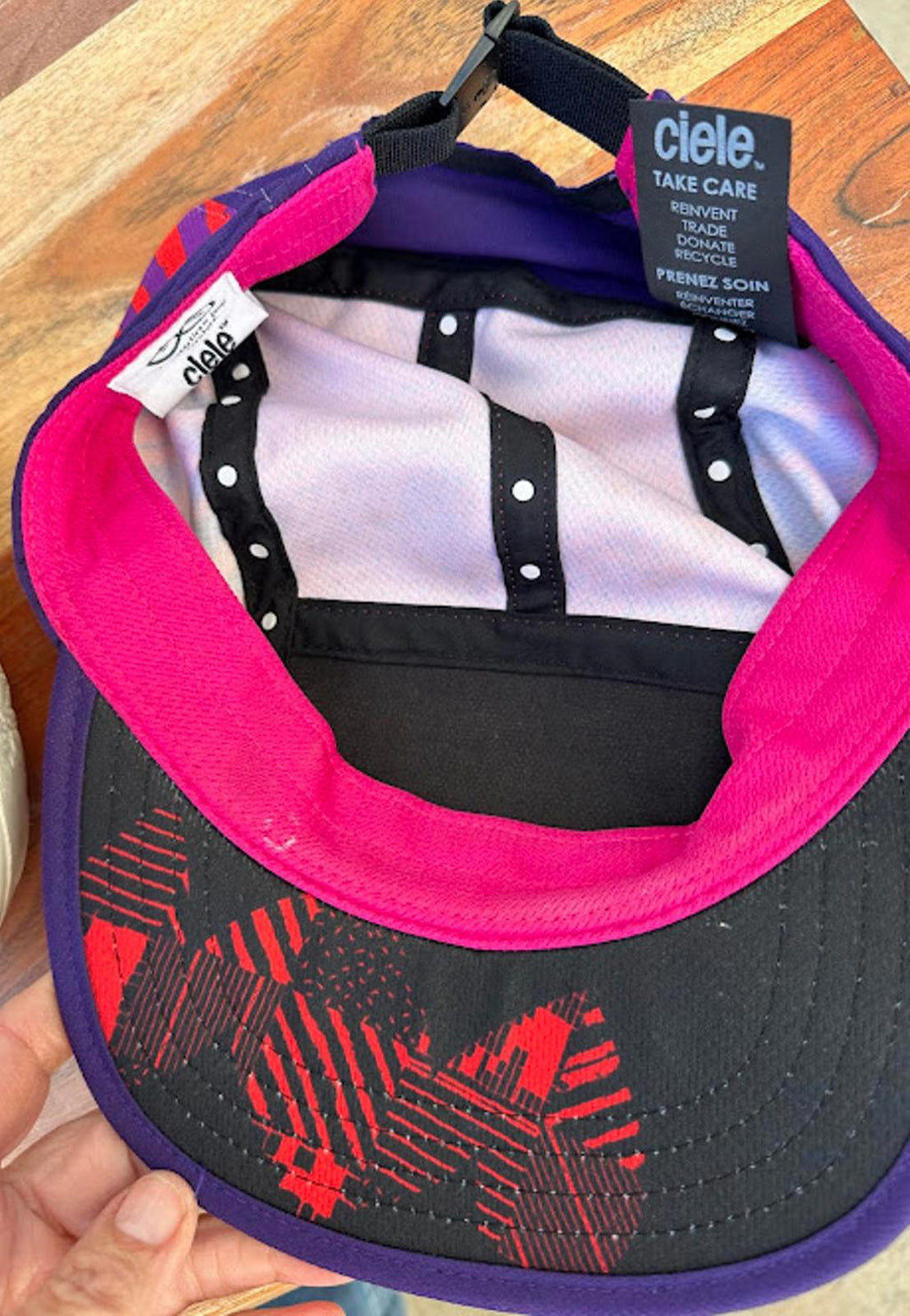 Ciele x Janji Running Cap Purple Red Adjustable
