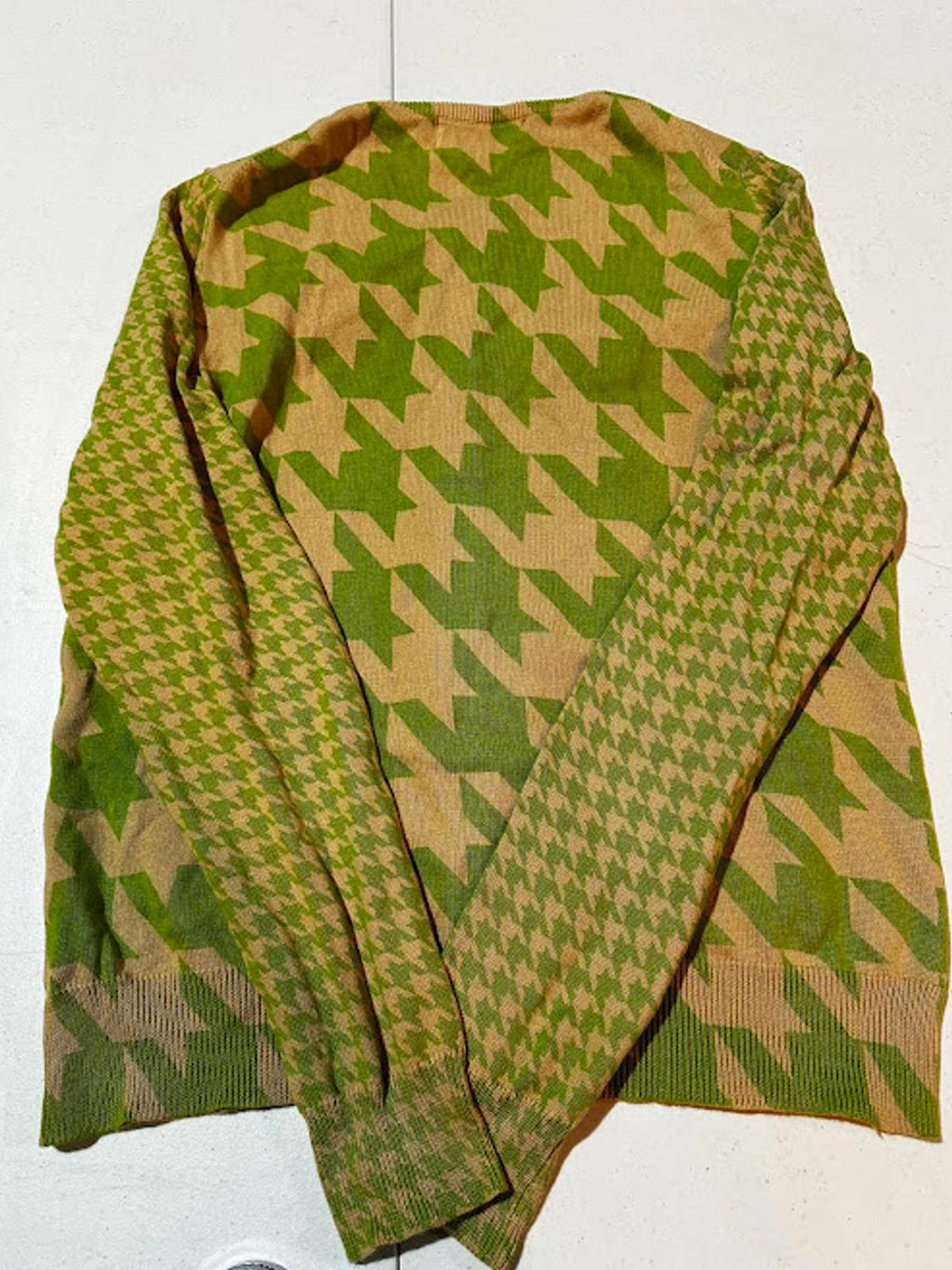 Isaac Mizrahi Houndstooth Graphic Knit Cardigan L
