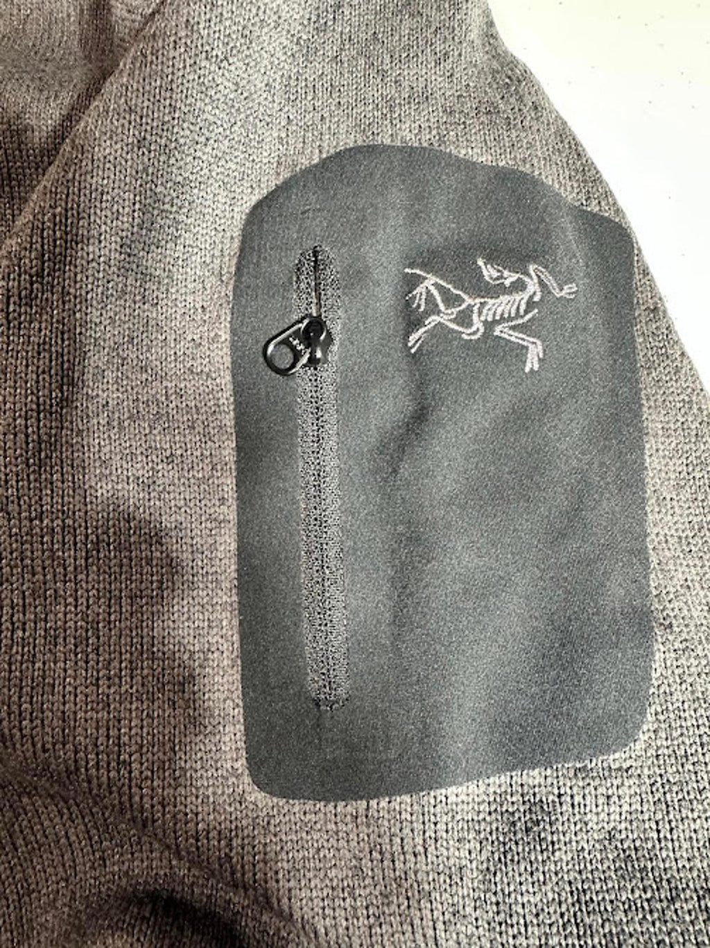 Arc’teryx Men’s Gray Fleece Zip Jacket XL