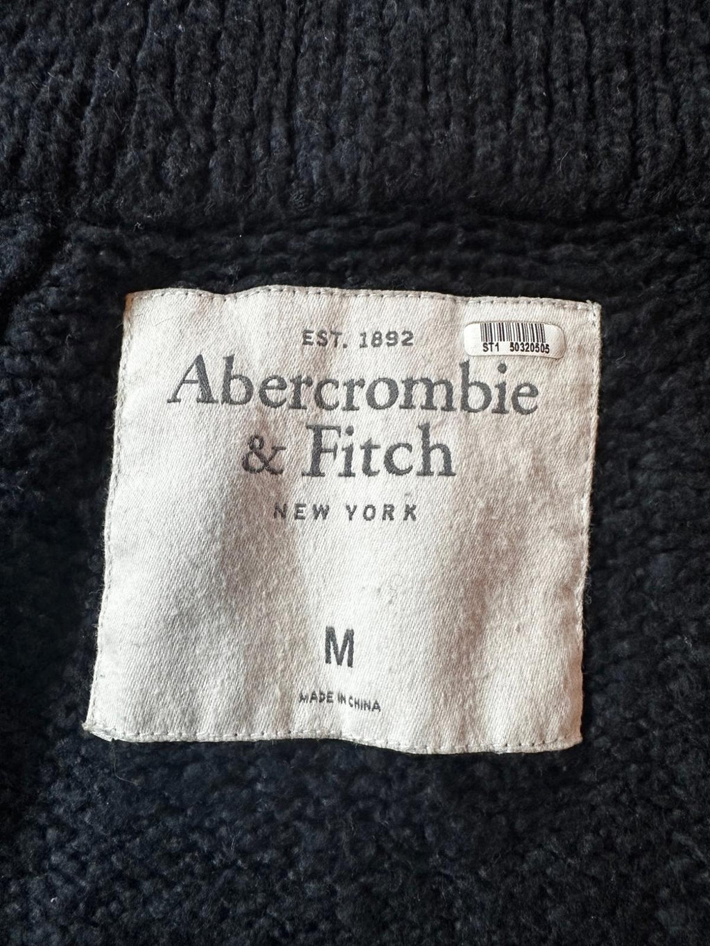 Abercrombie & Fitch Navy Knit Button Cardigan M
