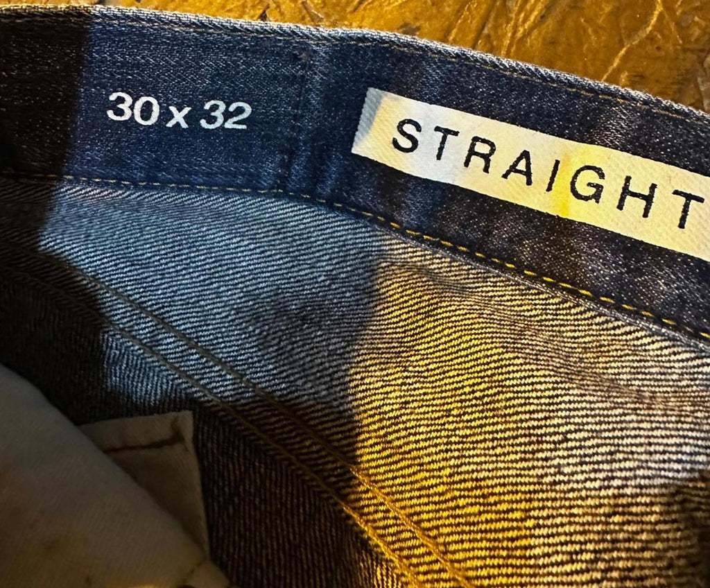 Gap 1969 Straight Japanese Denim Jeans 30x32