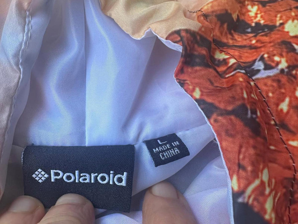 “Polaroid Mountain‑Print Hooded Windbreaker, Size L — Bold Retro Graphic Coat”