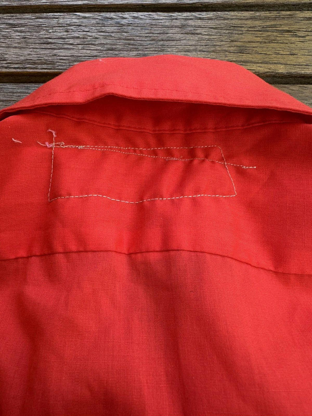 Pretty Trashy Red Graphic Shirt Sumo Balloon Sz 15.5