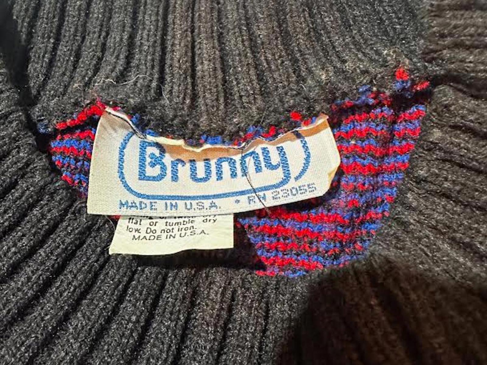 Vintage Brunny 80s Crewneck Knit Sweater M/L USA