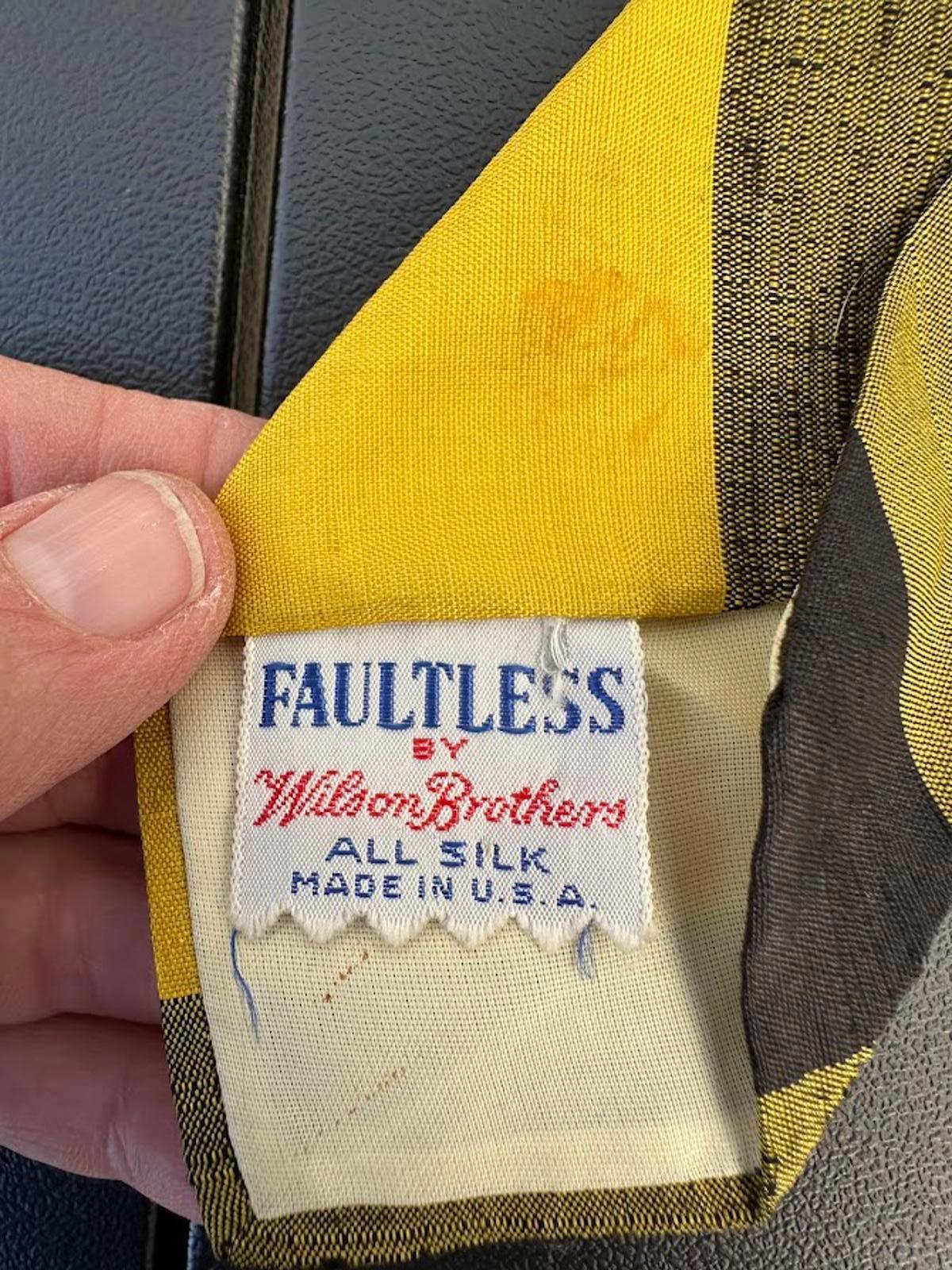 Faultless Wilson Bros Silk Geometric Tie