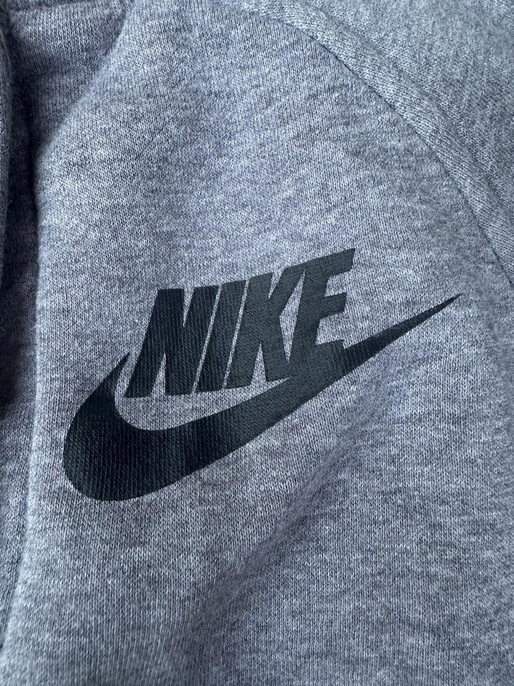 Nike Gray Snap-Front Fleece Jacket Size S – Classic Logo – Soft Lining