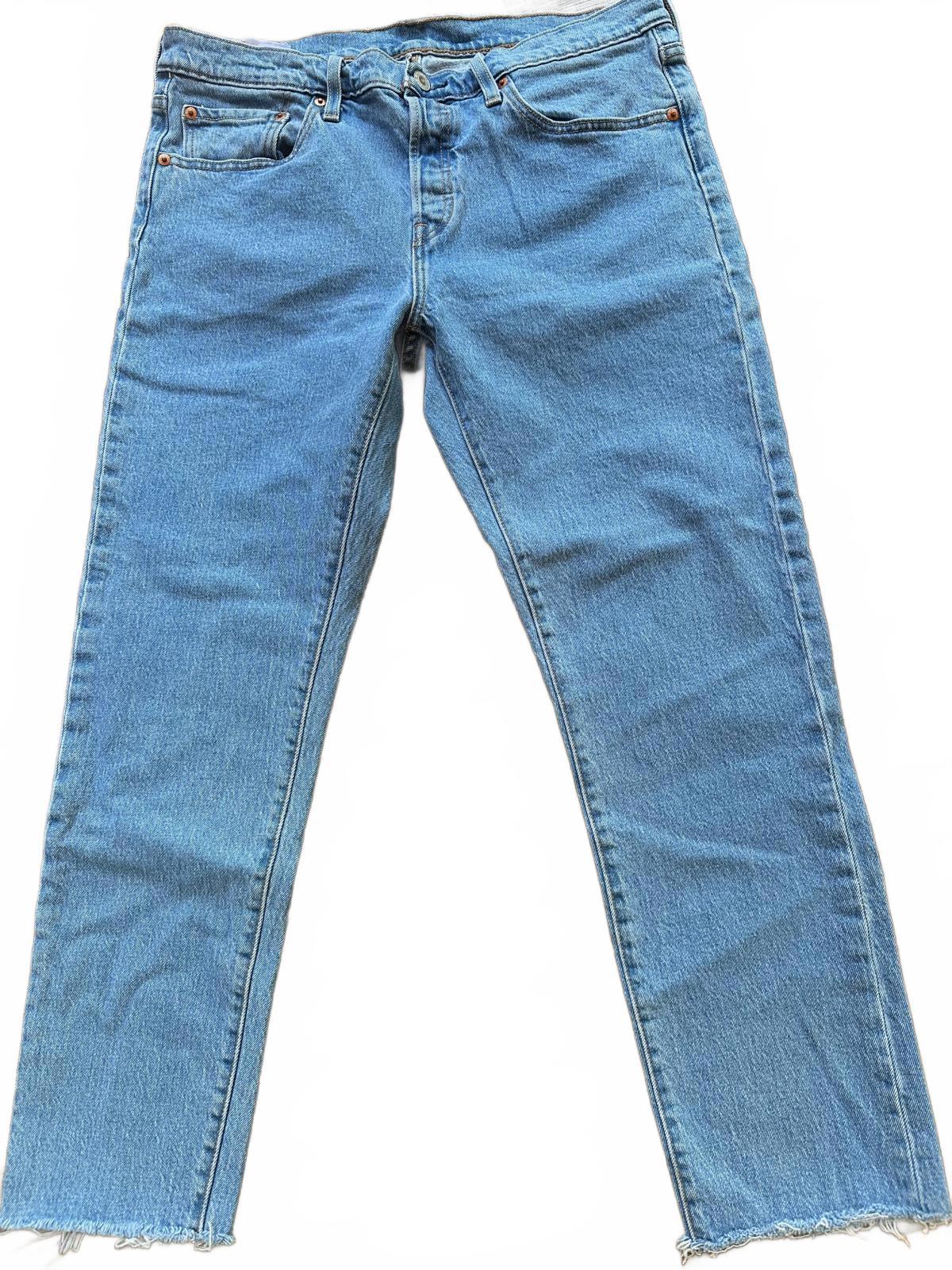 Vintage Levi’s 501T Button-Fly Jeans – Size W31 L28  Raw Hem