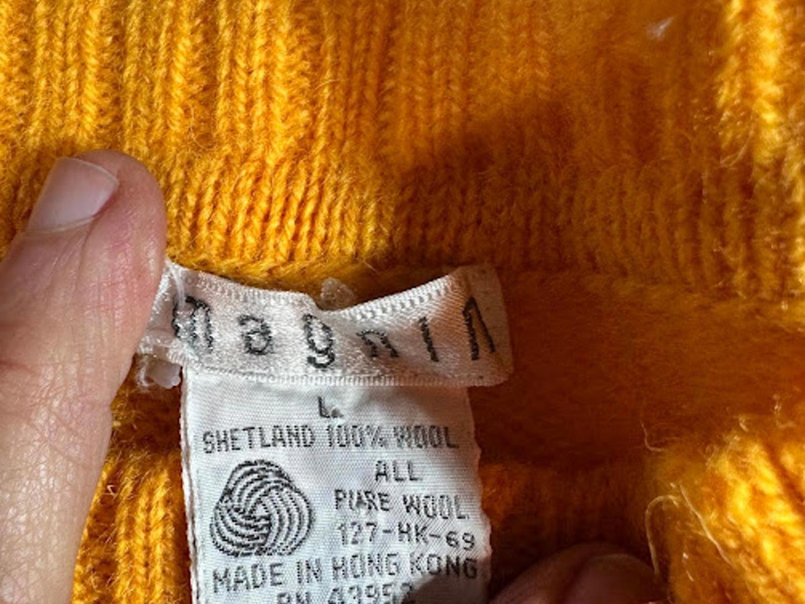 Vintage I Magnim Pure Wool Cable Knit Sweater Yellow