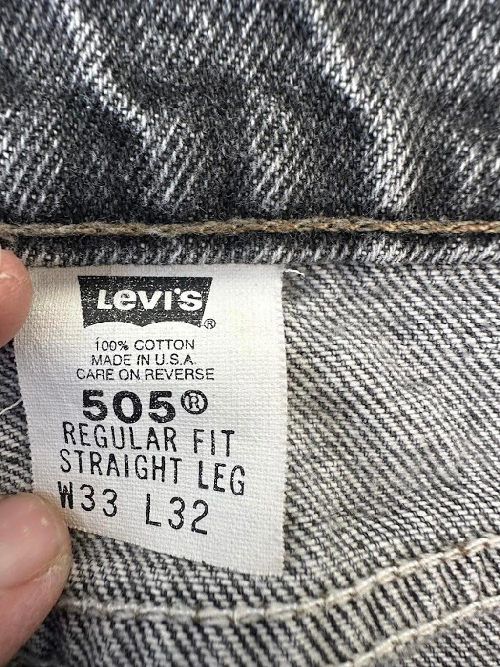 Levi’s 505 Faded Black Jeans USA 33x32