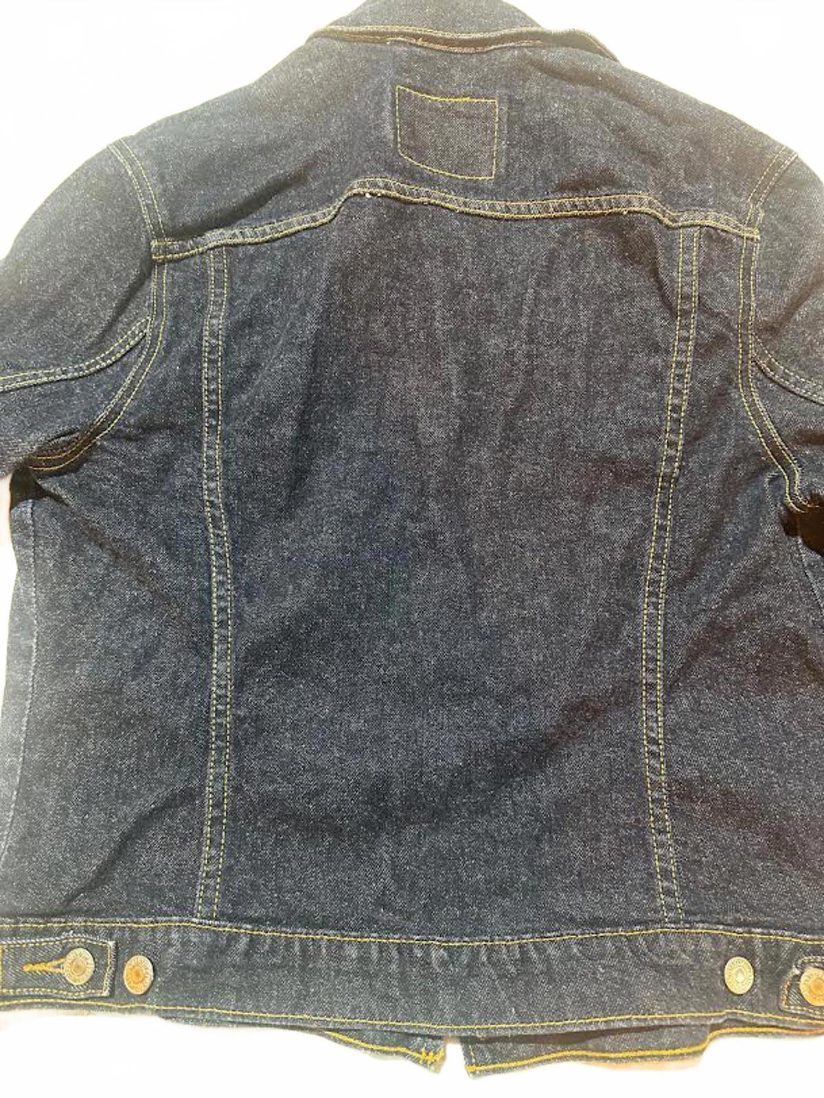 Levi’s Dark Wash Denim Jacket Jr Large vintage