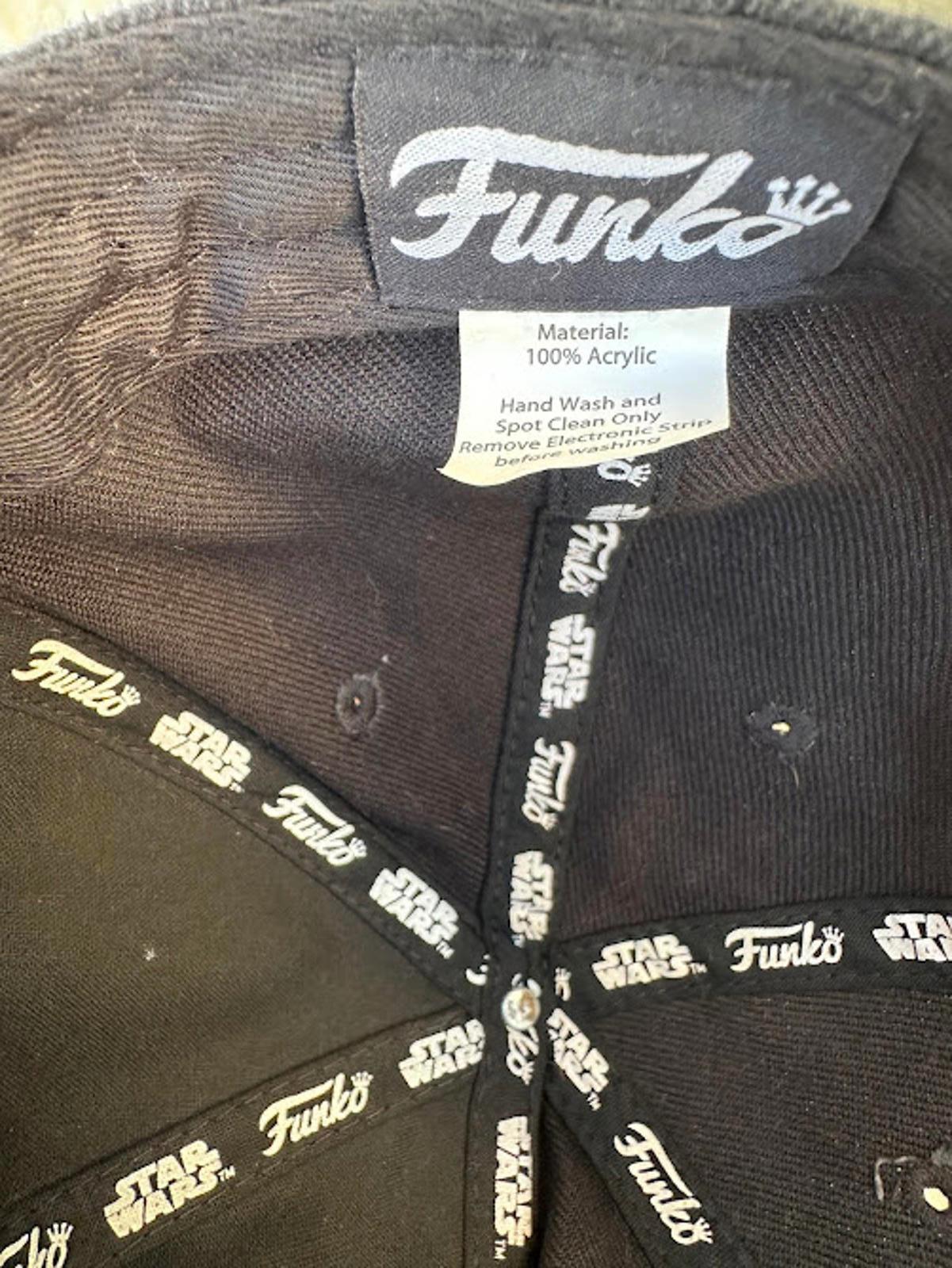 Funko Star Wars Snapback Programmed for Cute