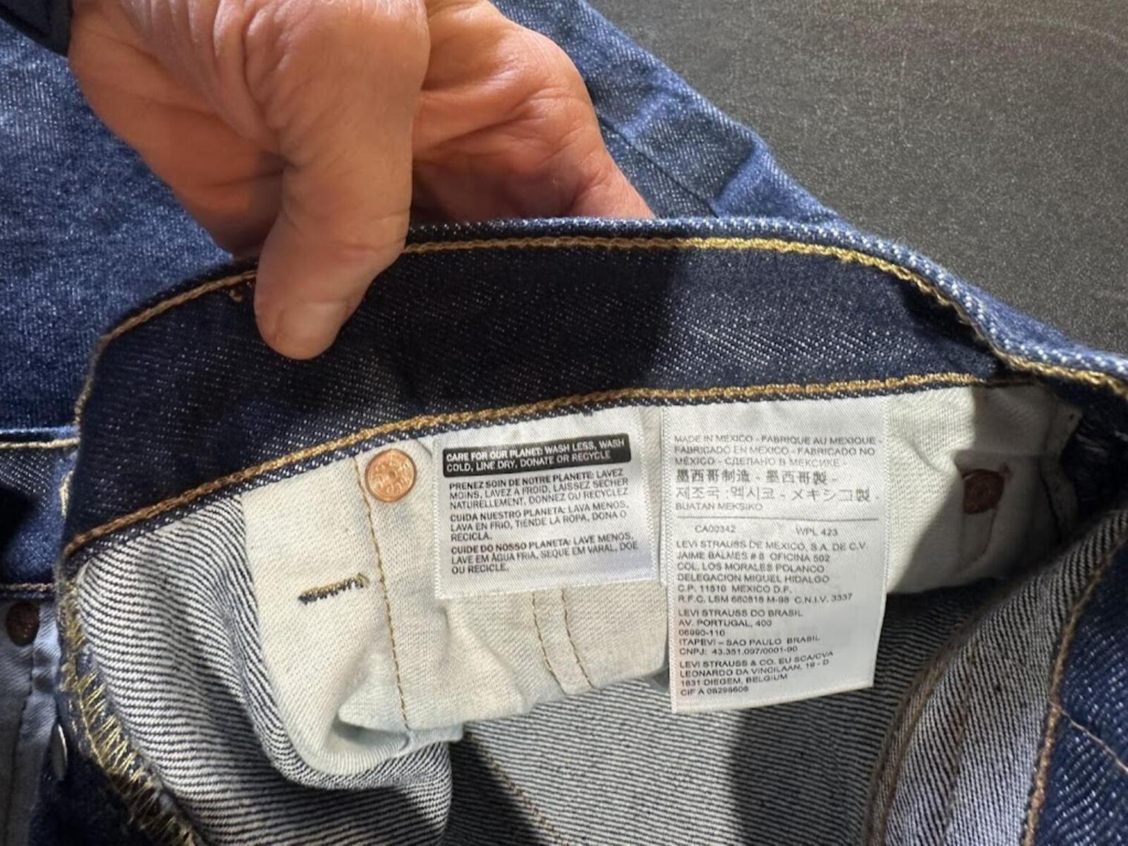 Levi’s 501 Jeans 32x32 Button Fly Straight Leg